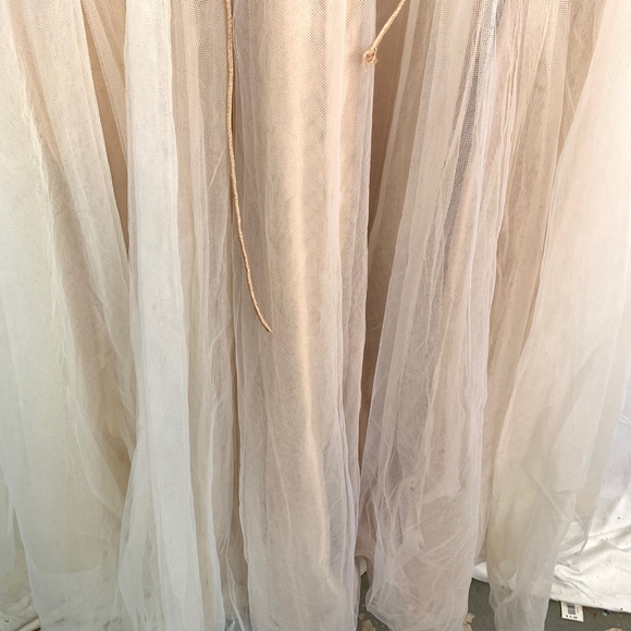 Dave & Johnny Glittering Gold and Cream Gown - Picture 14 of 16